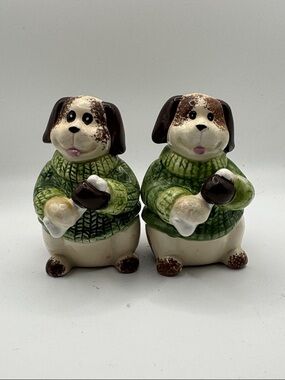 Green Sweater Dog Salt and Pepper Shaker Set - Ceramic Small Pets Decorb